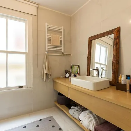 Renovated At The Heart Of With Huge Terrace *