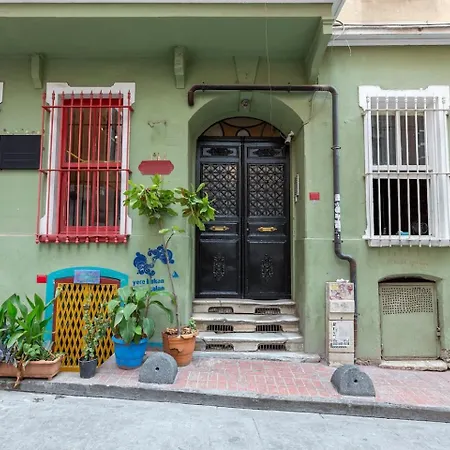 Apartmán Renovated At The Heart Of With Huge Terrace